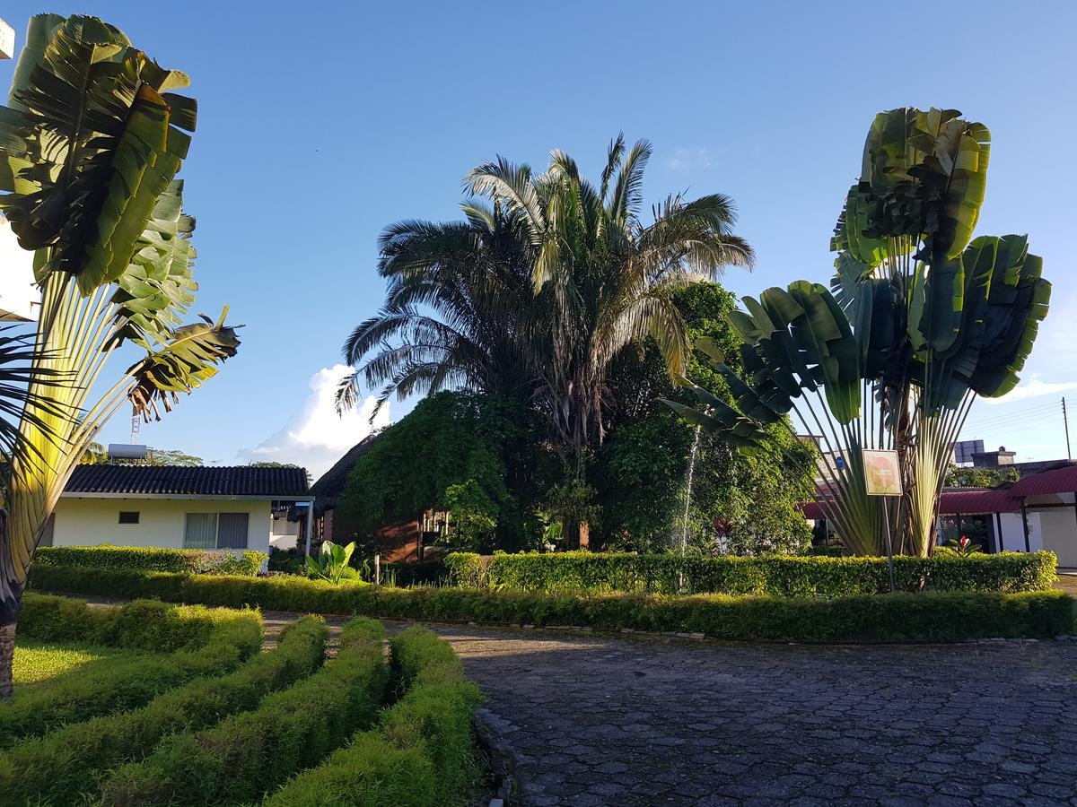 Gran Hotel De Lago - Lago Agrio Nueva Loja Esterno foto